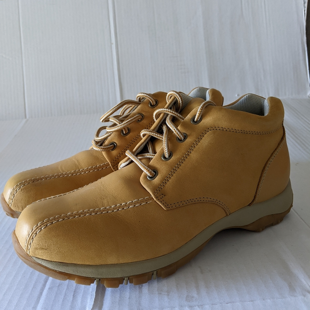 Hunter's Bay leather collection short boot shoes for men, tan size 10.5